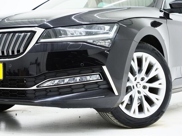 Skoda SUPERB Combi 1.4 TSI iV 218PK Style | Massage | Trekhaak | Camera | Adaptive Cruise | Keyless | Virtual | Memory | Carplay