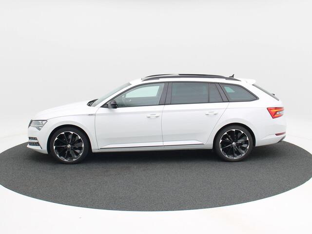 Skoda SUPERB Combi 1.4 TSi 218 Pk Automaat iV Sportline Business | Panoramadak | Adaptive Cruise | CarPlay | Navigatie | Stoelverwarming | Camera | Trekhaak | 76.398 Km!!