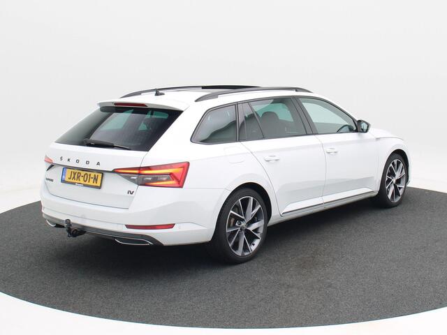 Skoda SUPERB Combi 1.4 TSi iV 218 Pk Automaat Sportline Business | Trekhaak | Panoramadak | Adaptive Cruise | Full LED | Canton Sound | Stoelverwarming | 18 Inch | 92.858 Km!!
