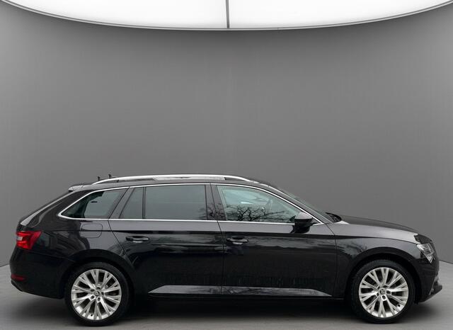Skoda SUPERB Combi 1.4 TSI iV Business Edition Plus Camera | Navi
