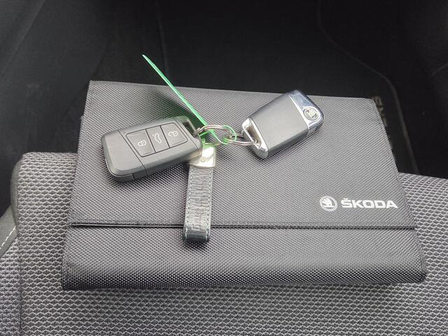 Skoda SUPERB Combi 1.5 TSI ACT Business Edition | Nieuw Binnen! | Virtual Cockpit | ACC | Stoelverwarming