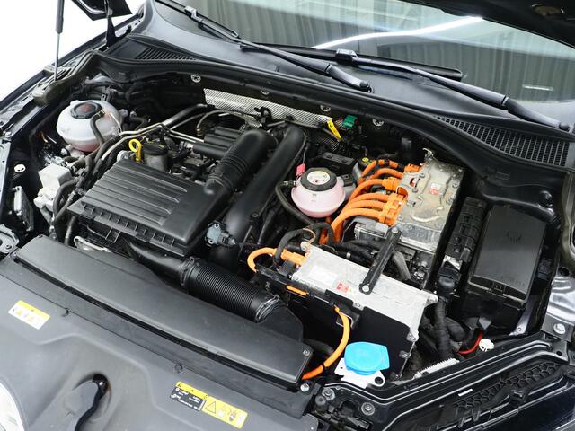 Skoda SUPERB Combi 1.4 TSI iV Laurin & Klement | Canton | Leder | Camera | Keyless | Adaptive Cruise | Virtual | Memory | Carplay