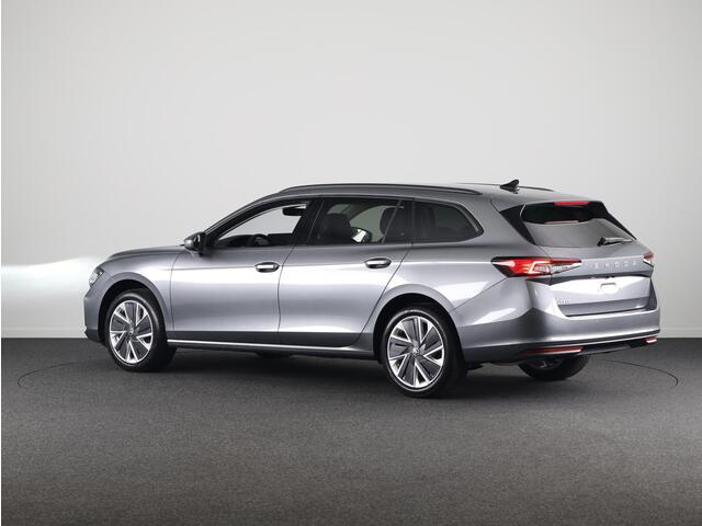 Skoda SUPERB Combi First Edition 1.5 MHEV 150 pk TSI e | Navigatie | Parkeercamera | Verwarmbare voorstoelen en achterbank | 18 inch Lichtmetalen velgen | Verlengde garantie