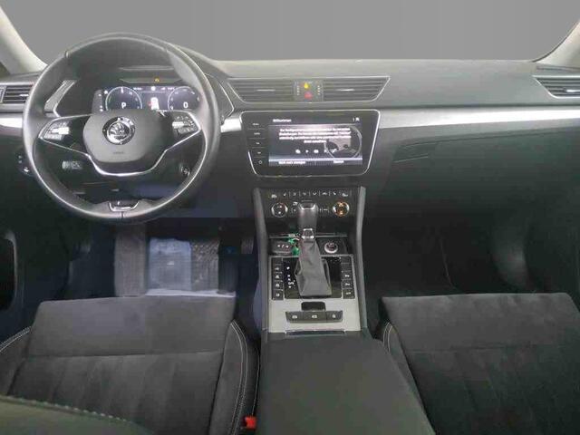 Skoda SUPERB Combi 1.4 TSI iV 218pk PHEV Business Plus / Panoramadak / Trekhaak / Alcantara / Wordt Verwacht