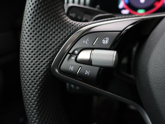 Skoda SUPERB Combi Sportline Business 1.5 TSI PHEV 204 PK DSG Automaat | Panorama dak | Suite Sport Leder | 19" lichtmetalen velgen | Trekhaak | Canton Geluidssysteem |