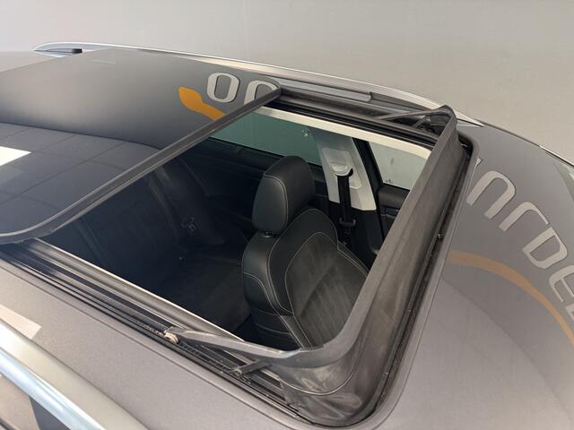 Skoda SUPERB Combi 1.4 TSI iV Business Edition Pano/Trekhaak/Memory/Sfeerverlichting/Carplay