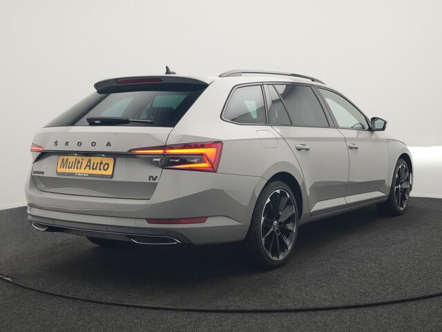 Skoda SUPERB Combi 1.4 TSI iV Sportline Business Plug In Hybrid 218pk Dealer O.H. PHEV | Trekhaak Af Fabriek | Adaptive Cruise | 360 Camera | Canton Audio | Alcantara Sportstoelen Memory & Verwarmd | Sfeerverlichting | Stuur Verwarmd | Keyless | Crystal LED | DAB |