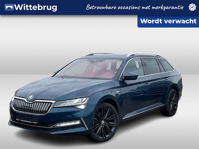 Skoda SUPERB Combi 1.4 TSI iV 218 pk Laurin & Klement DSG Automaat Navigatie / Panoramadak / Lederen interieur / LED Matrix / Memorystoel bestuurder