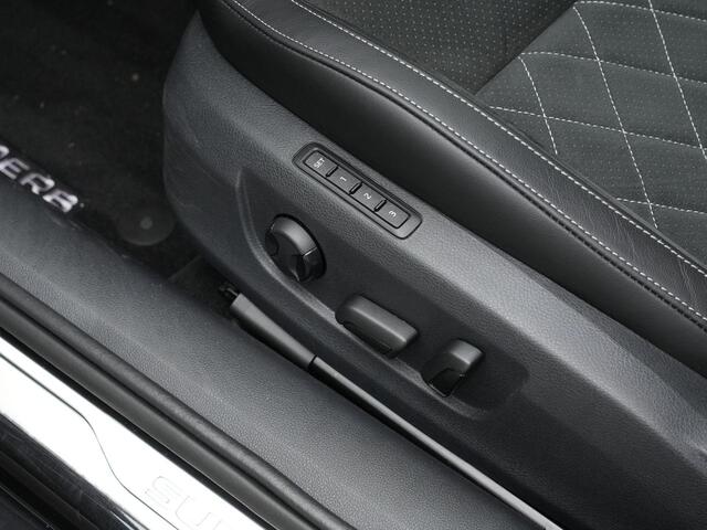 Skoda SUPERB Combi 1.5 TSI 150 pk DSG ACT Limited Sportline Business | Trekhaak | Geheugenstoel | Stuur-/achterbankverwarming