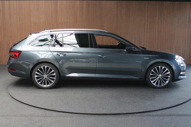 Skoda SUPERB Combi 2.0 TSI Laurin & Klement Navi Leer ACC Elektr. achterklep Stoelen elektr. met memory Elektr. trekhaak PDC 19" LM velgen BTW auto