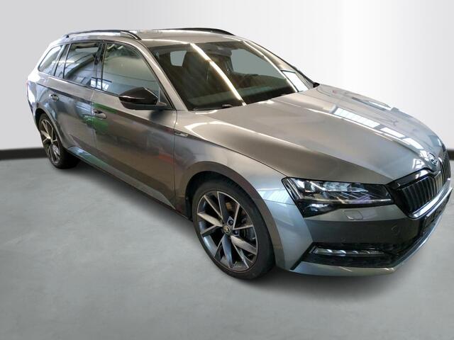 Skoda SUPERB Combi 1.4 TSI iV 218pk PHEV Sportline Business / Trekhaak / 360 Camera / Elektrische achterklep