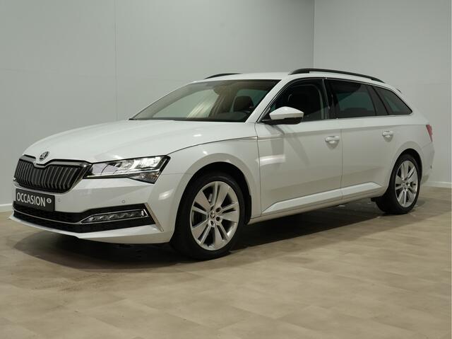 Skoda SUPERB Combi 1.4 TSI iV 204pk PHEV Business Edition Plus Trekhaak Camera 18"velgen Android/Carplay Keyless
