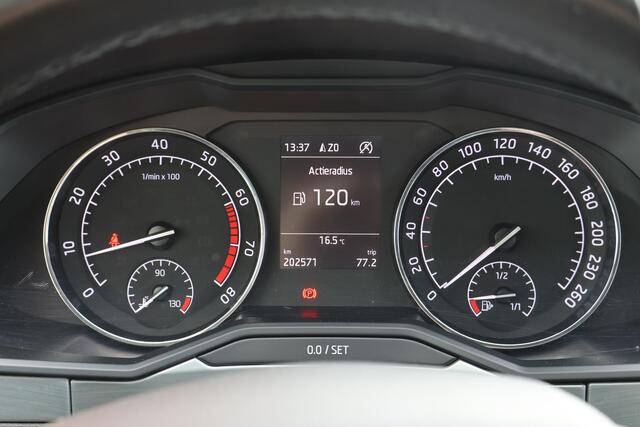 Skoda SUPERB Combi 1.4 TSI Ambition | Origineel NL | Navigatie | Climate Control |