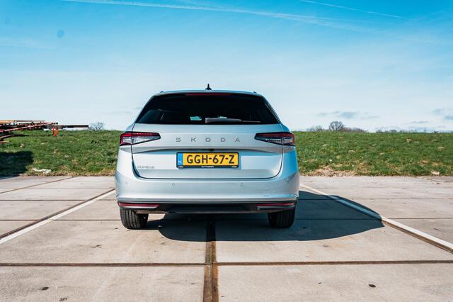 Skoda SUPERB Combi 1.5 TSI MHEV First Edition | TREKHAAK | CAMERA | LED | ALL SEASON BANDEN