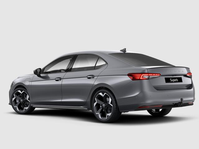 Skoda SUPERB Sportline Business 1.5 TSI PHEV 200 kW / 272 PK | Trekhaak wegklapbaar | Winter pakket | 2.000,- inruilbonus!!!