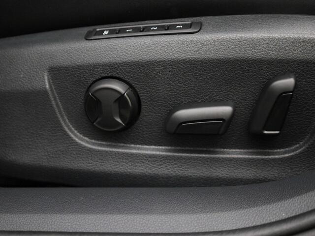 Skoda SUPERB 1.4TSI iV 160kW/218PK Sportline DSG · Panoramadak · Trekhaak · 360°Camera + Parkeersensoren