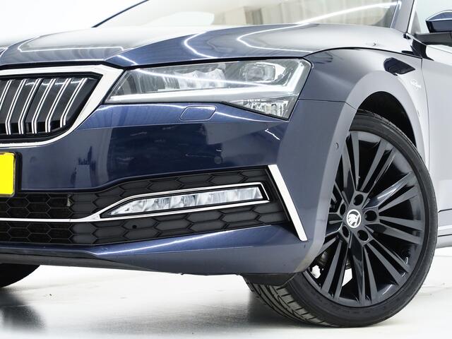 Skoda SUPERB Combi 1.4 TSI iV Laurin & Klement | Panoramadak | Canton | Trekhaak | Leder | 360 | Keyless | Adaptive Cruise | Carplay