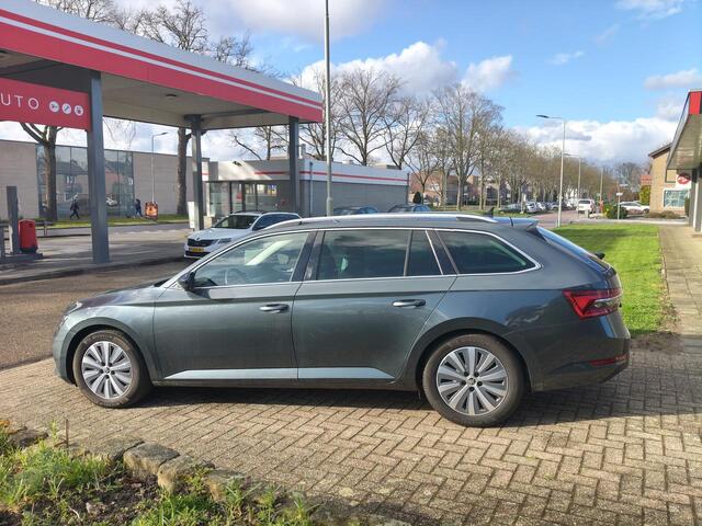 Skoda SUPERB Combi 1.4 TSi PHEV, Pano, Navi, Dig cockpit