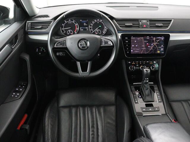 Skoda SUPERB 1.5 TSI Style Business | Panoramadak | Leder | Adaptive cruise | Stoelverwarming | Camera | Bi-Xenon | Navigatie | Dodehoek detectie | Getint glas