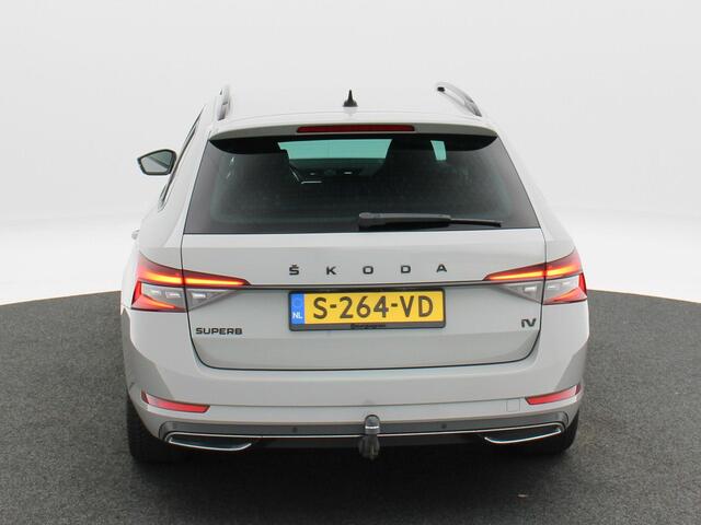 Skoda SUPERB Combi 1.4 TSi 218 Pk iV Sportline Business | Trekhaak | Stoelverwarming | CarPlay | Camera | Cruise Control | Navigatie | Full LED | 19 Inch | 91.754 Km !!