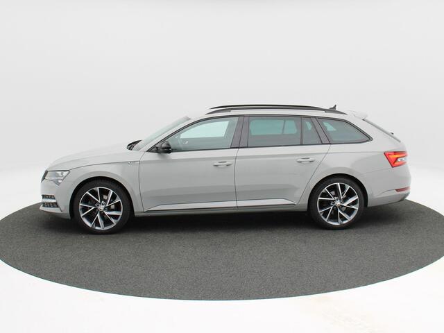 Skoda SUPERB Combi 1.4 TSi 218 Pk iV Sportline Business | Trekhaak | Stoelverwarming | CarPlay | Camera | Cruise Control | Navigatie | Full LED | 19 Inch | 91.754 Km !!