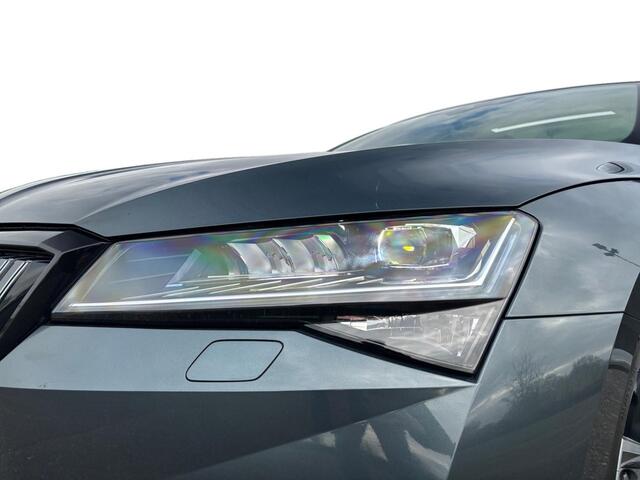 Skoda SUPERB Combi 1.4 TSI iV Sportline ? Pano ? Matrix ? ACC