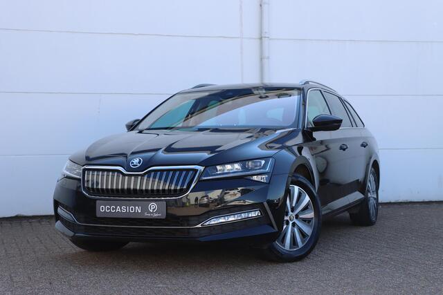 Skoda SUPERB Combi 1.4 eHybrid Style 218pk DSG6 | SOH 93,1% | Memory | Stoel- en Stuurverwarming | Verwarmde achterbank