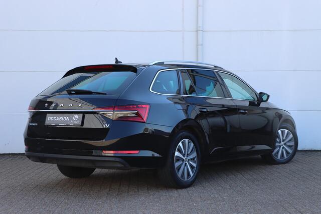 Skoda SUPERB Combi 1.4 eHybrid Style 218pk DSG6 | SOH 93,1% | Memory | Stoel- en Stuurverwarming | Verwarmde achterbank