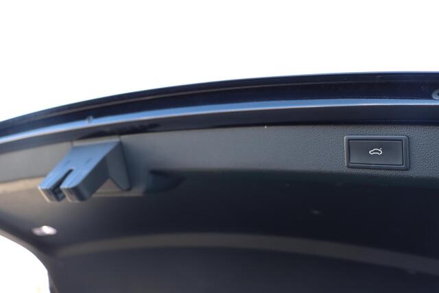 Skoda SUPERB Combi 1.4 eHybrid Style 218pk DSG6 | SOH 93,1% | Memory | Stoel- en Stuurverwarming | Verwarmde achterbank