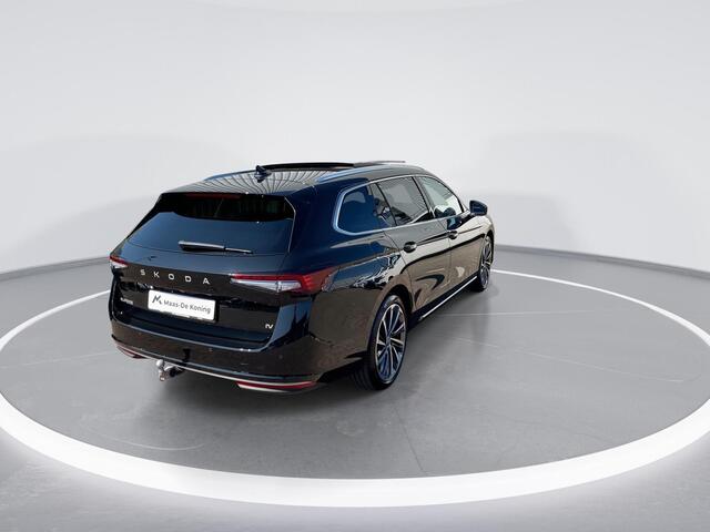 Skoda SUPERB 1.5TSI 150kW/204PK PHEV Laurin en Klement · Leder · Panoramadak · Trekhaak · Garantie t/m 02-03-2030 of 100000km.