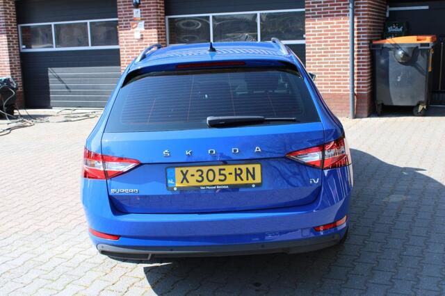 Skoda SUPERB 1.4 TSI IV Hybride Business Edition - memory stoelverwarming navi