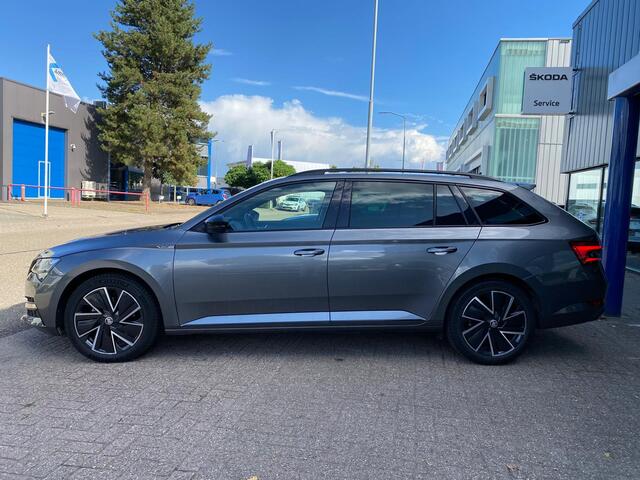 Skoda SUPERB Combi 1.4 TSI PHEV 217pk DSG-6 Sportline Business met Stoelv, Ca