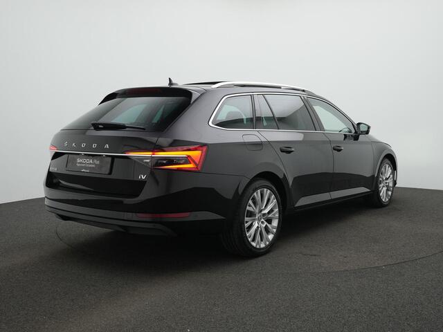 Skoda SUPERB 1.4 TSI 218 pk iV Style | Panoramadak | Trekhaak | Navigatie Columbus | Geheugenstoel | Matrix LED | 360 Camera | Stuur-/stoelverwarming