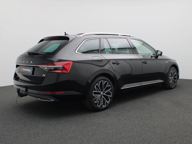 Skoda SUPERB Combi 1.4 TSI iV Laurin & Klement 218PK DSG SOH 90,67%, Panoramadak, Trekhaak, Leder, Memorystoelen, Virtual Pedal, Keyless, Canton Audio, 18" LM Velgen, Stoel-Stuurverwarming, Matrix LED