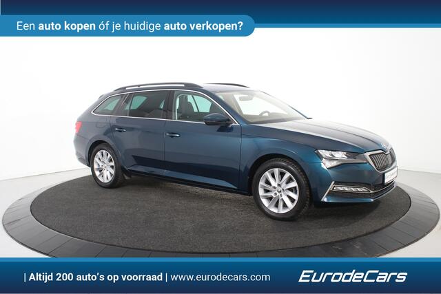 Skoda SUPERB Combi 1.4 TSI iV *1ste Eigenaar*Navigatie*Stoelverwarming*Camera*Carplay*