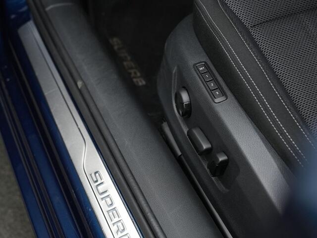Skoda SUPERB 1.4 TSI iV 218 pk Business Edition Plus | Trekhaak | Matrix LED | Geheugenstoel | Adaptief onderstel