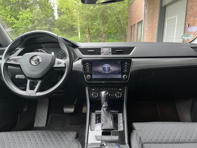 Skoda SUPERB Combi 1.8 TSI Style Business | TREKHAAK 1800 KG | ADAPTIVE CRUISE