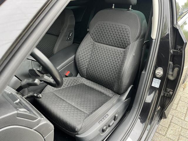 Skoda SUPERB Combi 1.8 TSI Style Business | TREKHAAK 1800 KG | ADAPTIVE CRUISE