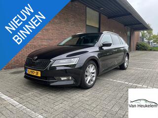 skoda-superb-combi-1.8-tsi-style-bu