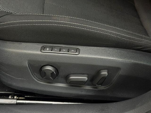 Skoda SUPERB Combi 1.4 TSI iV 218pk Business Edition Plus | Trekhaak | Memory Seat | Camera | Voorruit/Stoel/Stuur verwarmd | Adapt. Cruise | Elektr. achterklep |