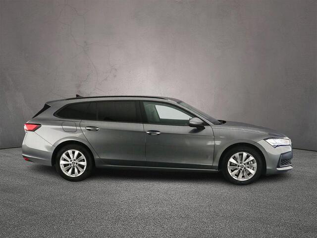 Skoda SUPERB Combi Edition 1.5 TSI PHEV 204pk DSG Automaat Trekhaak, Adaptive cruise control, Navigatie, Achteruitrijcamera, Parkeersensoren, LED koplampen