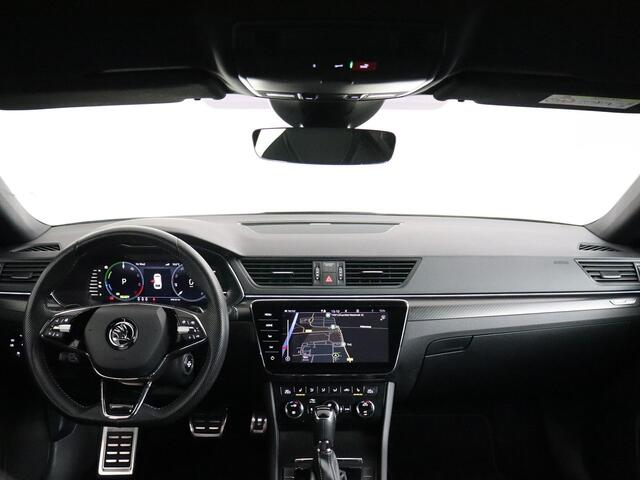 Skoda SUPERB Combi 1.4 TSI iV Sportline Business | ACC | Virtual Cockpit | Standkachel | Winterpakket!