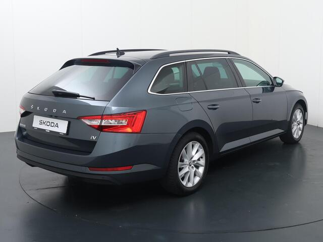 Skoda SUPERB Combi 1.4 TSI iV Business Edition | 218 PK | SoH 89% | Automaat | Achteruitrijcamera | Cruise control | Apple Carplay/Android Auto |