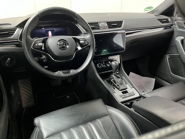 Skoda SUPERB Combi 1.4 TSI iV Laurin & Klement / AUTOMAAT/ LEER/ TREKHAAK/ STANDKACHEL/ DCC/ ACC/ PARK.SENSOR.V+A/ 360 CAMERA/ MEMORY SEAT/ STOELVERWARM./ DODEHOEK/ SMARTLINK/ KEYLESS/ ELEK.ACHTERKLEP/ NAVI/ DAB/ CLIMA/ LED/ 19'' LMV