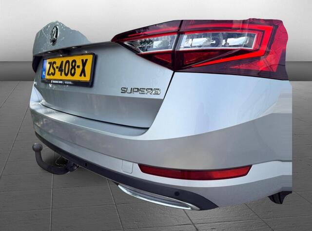 Skoda SUPERB sportline Apple carplay led verl.