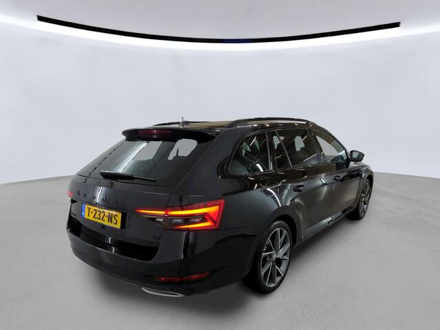 Skoda SUPERB Combi 1.4 TSI 218pk iV Sportline Business / Panoramadak / LED / Navigatie / Achteruitrij Camera / Elec. Achterklep / Memory Seats / 19''LMV