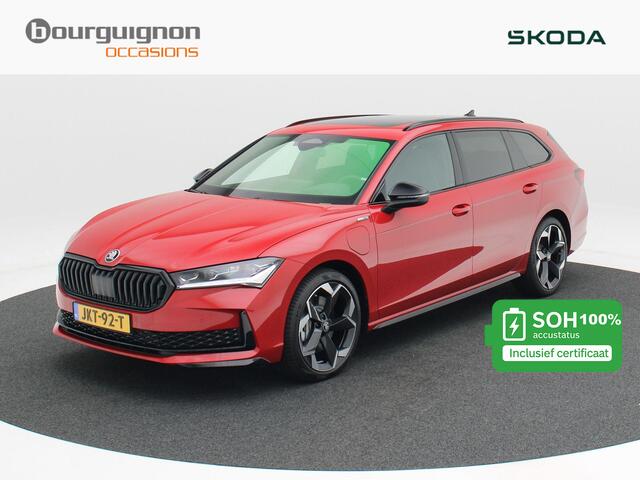 Skoda SUPERB Combi 1.5 TSi 204 Pk PHEV Sportline Business | Panoramadak | Trekhaak | Head-Up | 19 Inch | Stoelverwarming | Camera