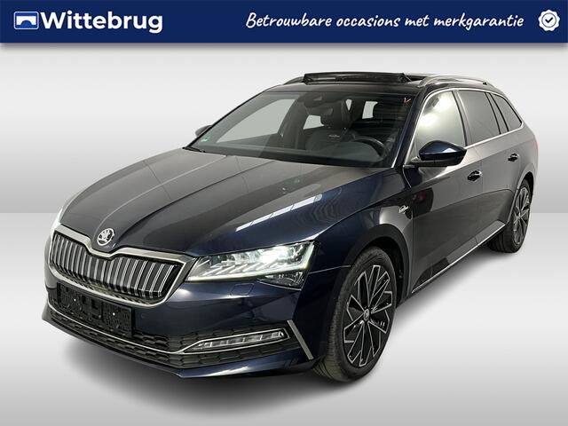 Skoda SUPERB Combi 1.4 TSI iV Laurin & Klement / AUTOMAAT/ PANO/ TREKHAAK/ LEER/ STANDKACHEL/ DCC/ 360 CAMERA/ ACC/ STUUR+STOELVERWARM.+KOEL./ MEMORY SEAT/ ELEK.ACHTERKLEP/ KEYLESS/ DODEHOEK/ SMARTLINK/ NAVI/ DAB/ CLIMA/ LED/ 18'' LMV