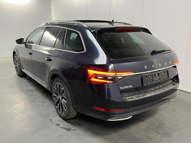 Skoda SUPERB Combi 1.4 TSI iV Laurin & Klement / AUTOMAAT/ PANO/ TREKHAAK/ LEER/ STANDKACHEL/ DCC/ 360 CAMERA/ ACC/ STUUR+STOELVERWARM.+KOEL./ MEMORY SEAT/ ELEK.ACHTERKLEP/ KEYLESS/ DODEHOEK/ SMARTLINK/ NAVI/ DAB/ CLIMA/ LED/ 18'' LMV