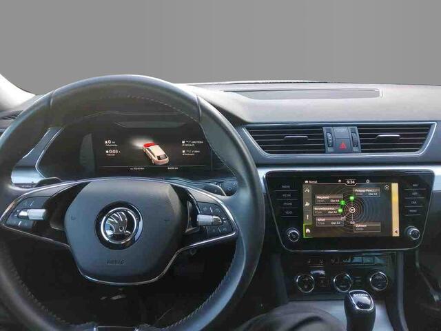 Skoda SUPERB Combi 1.4 TSI iV 218pk PHEV Ambition / Adaptief onderstel / Stoelverwarming / Navi